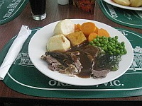 Vic - Orbost - Marshalls Commonwealth Hotel Roast Lamb Lunch (31 Jan 2011)